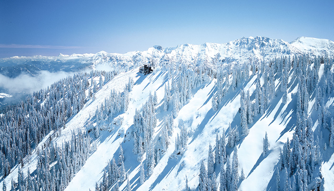 Tolle Tiefschneeabfahrten im Winter